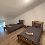 L'annexe - Maison Spacieuse Pour 6 Personnes Toute Equipee Stenay